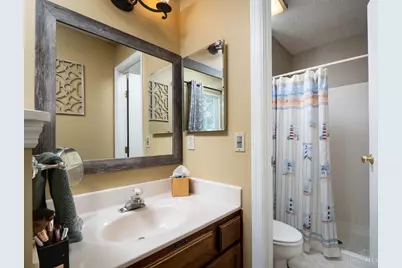 556 Laurel Grove Court, Union Township, OH 45244 - Photo 13
