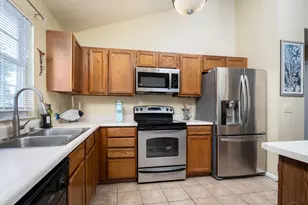 556 Laurel Grove Ct, Union Township, OH 45244 - Photo 9