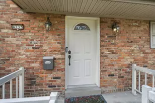 4733 Elizabeth Pl, Blue Ash, OH 45242 - Photo 7