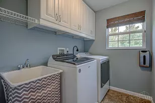 1111 Pond Ridge Cir, Ross Township, OH 45013 - Photo 17