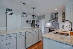 1111 Pond Ridge Cir, Ross Township, OH 45013 - Photo 9