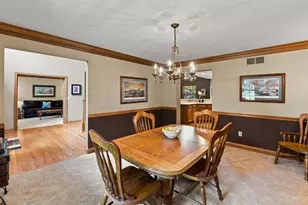6226 Swanbrook Ln, Delhi Township, OH 45233 - Photo 15