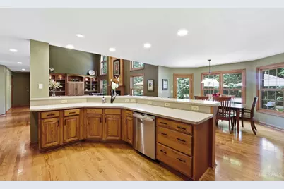 6226 Swanbrook Lane, Delhi Township, OH 45233 - Photo 11