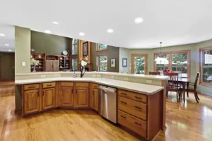 6226 Swanbrook Ln, Delhi Township, OH 45233 - Photo 11