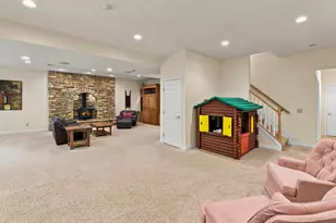 6226 Swanbrook Ln, Delhi Township, OH 45233 - Photo 37