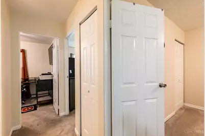 10057 Manistee Way, Colerain Township, OH 45251 - Photo 17