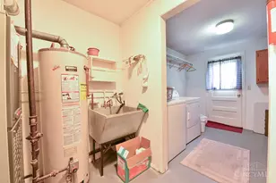 655 Wilfert Dr, Union Township, OH 45245 - Photo 17