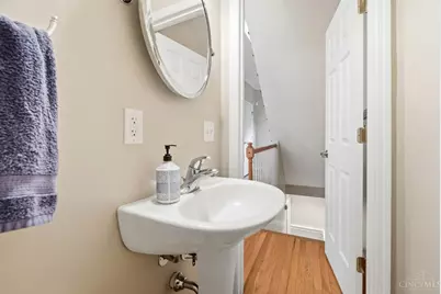 2552 Cleinview Avenue, Cincinnati, OH 45206 - Photo 17