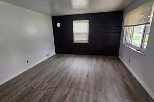 2020 Carpenter Dr, Cincinnati, OH 45239 - Photo 3