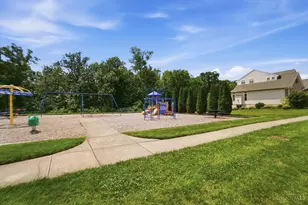 303 Delaware Dr, Hamilton Township, OH 45039 - Photo 71