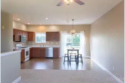 111 Oak Hills Drive, Hillsboro, OH 45133 - Photo 7