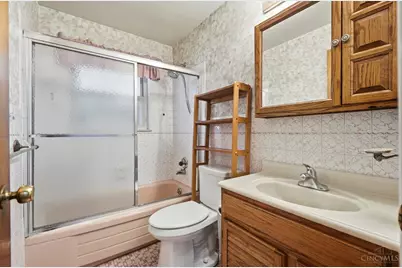 2516 Garrison Drive, Colerain Township, OH 45231 - Photo 19