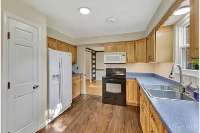 9800 Delray Drive, Montgomery, OH 45242 - Photo 13