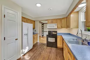 9800 Delray Dr, Montgomery, OH 45242 - Photo 13