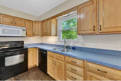 9800 Delray Drive, Montgomery, OH 45242 - Photo 11
