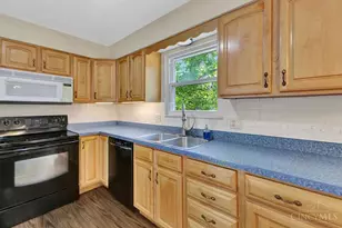 9800 Delray Dr, Montgomery, OH 45242 - Photo 11