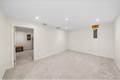 7489 Fitzroy Court, West Chester, OH 45241 - Photo 39