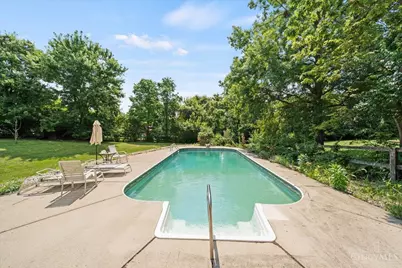 7489 Fitzroy Court, West Chester, OH 45241 - Photo 43