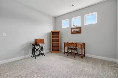 5100 Renaissance Park Drive, Middletown, OH 45005 - Photo 9