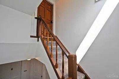 236 Loraine Avenue, Cincinnati, OH 45220 - Photo 27