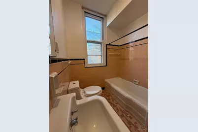 236 Loraine Avenue, Cincinnati, OH 45220 - Photo 7