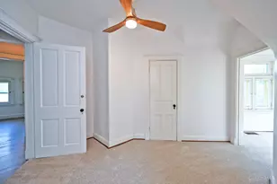 236 Loraine Ave, Cincinnati, OH 45220 - Photo 37