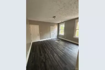 811 S Fred Shuttlesworth Circle, Cincinnati, OH 45229 - Photo 5