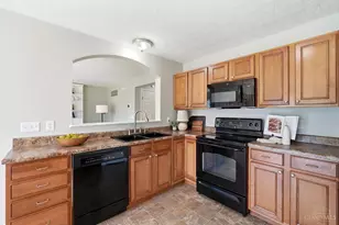 5236 Crested Owl Ct, Hamilton Township, OH 45152 - Photo 11
