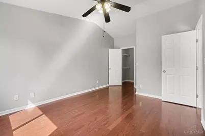 1544 W Galbraith Road #412, Cincinnati, OH 45231 - Photo 7