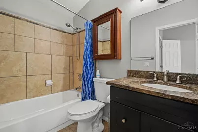 1544 W Galbraith Road #412, Cincinnati, OH 45231 - Photo 9