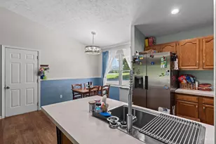 6139 Mad River Rd, New Market Township, OH 45133 - Photo 9