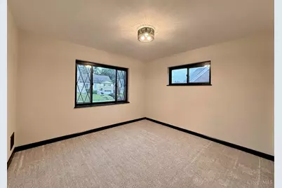3651 Edgebrook Dr, Green Township, OH 45248 - Photo 25