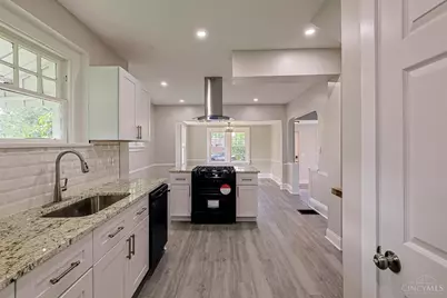 692 W Kemper Road, Springdale, OH 45246 - Photo 15