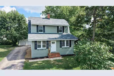 692 W Kemper Road, Springdale, OH 45246 - Photo 1