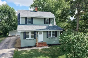 692 W Kemper Rd, Springdale, OH 45246 - Photo 1