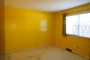 688 Buff Ct, Springfield Township, OH 45231 - Photo 17