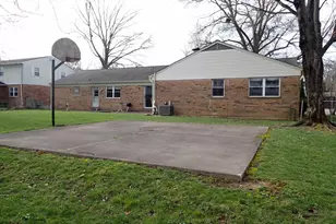688 Buff Ct, Springfield Township, OH 45231 - Photo 35