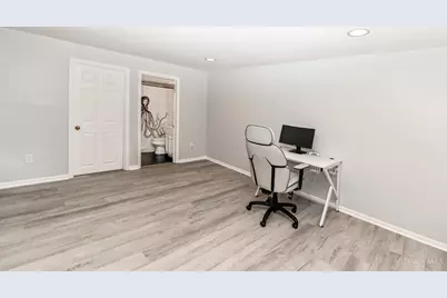 696 Totten Way, Cincinnati, OH 45226 - Photo 29