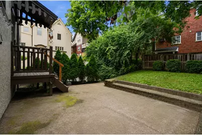 2956 Linwood Avenue, Cincinnati, OH 45208 - Photo 11
