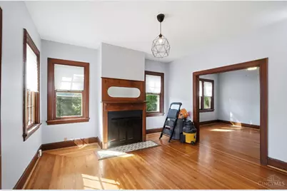 3453 Linwood Avenue, Cincinnati, OH 45226 - Photo 9