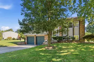 701 Miles Ln, Union Township, OH 45245 - Photo 3