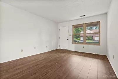 279 Jonathan Court, Union Township, OH 45255 - Photo 7