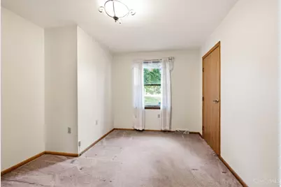 4266 Marcrest Drive, Cincinnati, OH 45211 - Photo 23