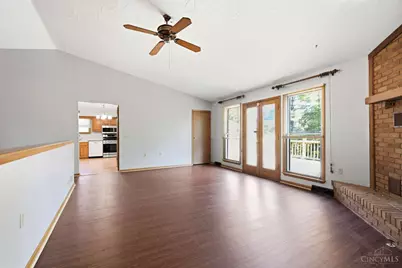 4266 Marcrest Drive, Cincinnati, OH 45211 - Photo 9