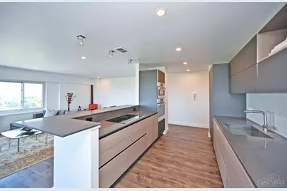 2200 Victory Parkway #2307, Cincinnati, OH 45206 - Photo 15