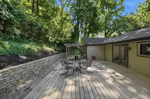 3696 Dogwood Ln, Columbia Township, OH 45213 - Photo 9