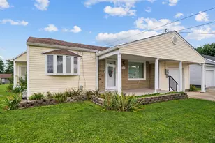 215 Chestnut Ridge Rd, West Union, OH 45693 - Photo 1
