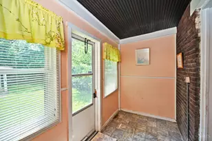 6709 Buckingham Pl, Cincinnati, OH 45227 - Photo 19