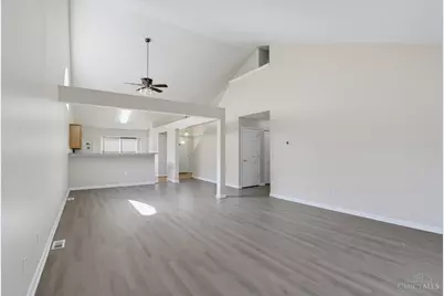 623 Quail Hollow Drive, Trenton, OH 45067 - Photo 9