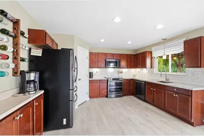7719 Sycamore Woods Lane, Hamilton, OH 45011 - Photo 15